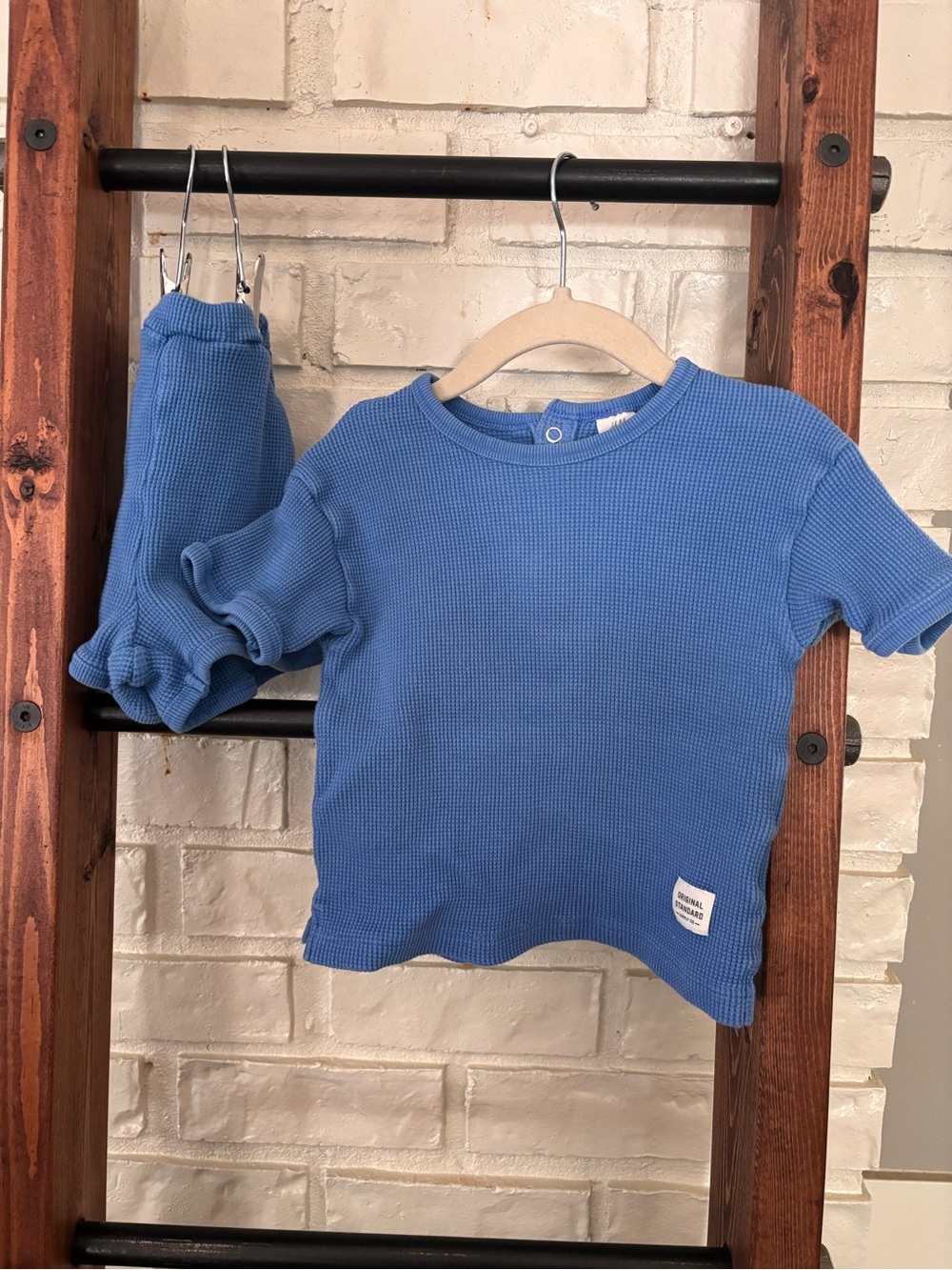 ✨3/$35✨ H&M Kids' Waffle Knit Short Sleeve Short Set